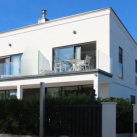 Stunning In With Wifi Apartamento Ugljan